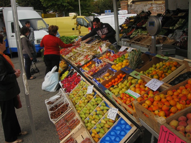 fruit market